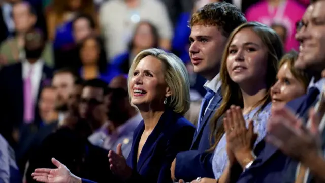 Gwen Walz, wife of Tim Walz, during the Democratic National Convention (DNC) at the United Center in Chicago, Illinois, US, on Wednesday, Aug. 21, 2024.