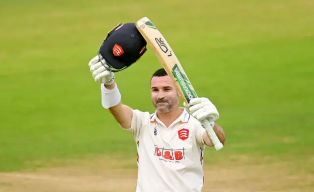 Dean Elgar celebrates his century