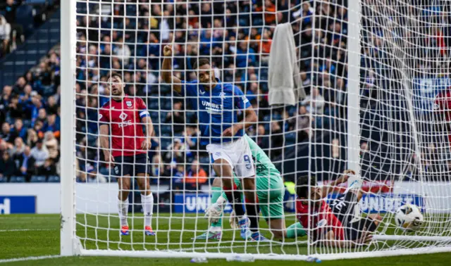 Cyriel Dessers makes it 3-0 to Rangers