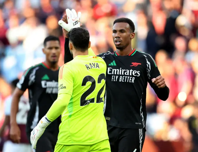 Raya and Gabriel high five after the match