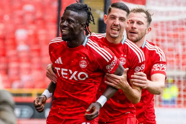 Aberdeen players celebrating