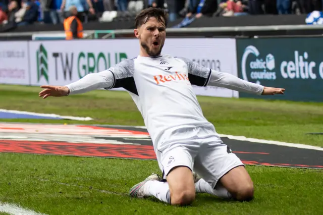 Liam Cullen celebrates goal v Cardiff