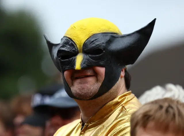 Fan with Wolverine mask