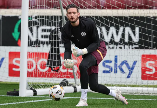 Hearts goalkeeper Craig Gordon