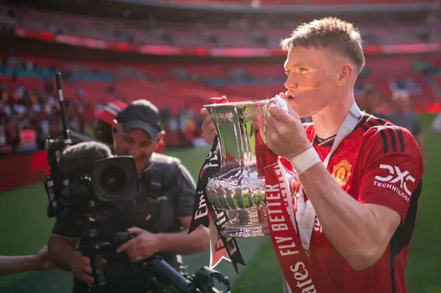 Scott McTominay with the FA Cup trophy