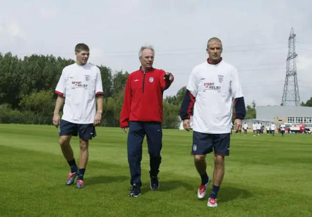 Sven Goran Erikkson with David Beckham and Steven Gerrard