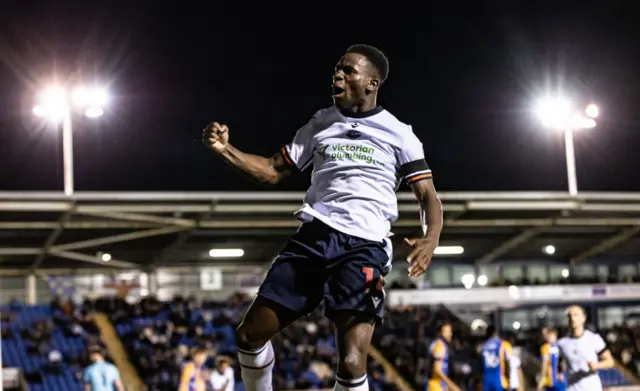 Bolton Wanderers' Jordi Osei-Tutu (centre) celebrates