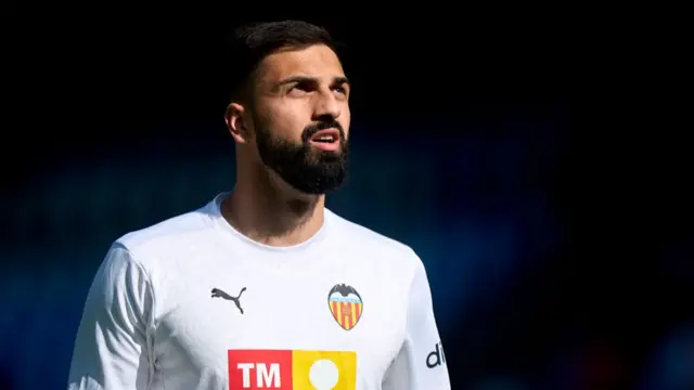 Giorgi Mamardashvili looks up while playing for Valencia