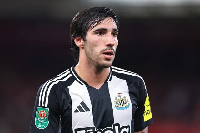 Sandro Tonali of Newcastle United looks on