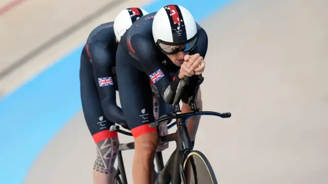 Steve Bate and Chris Latham compete in Paris