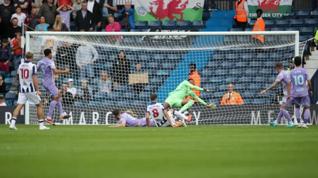 Jayson Molumby scores for West Brom