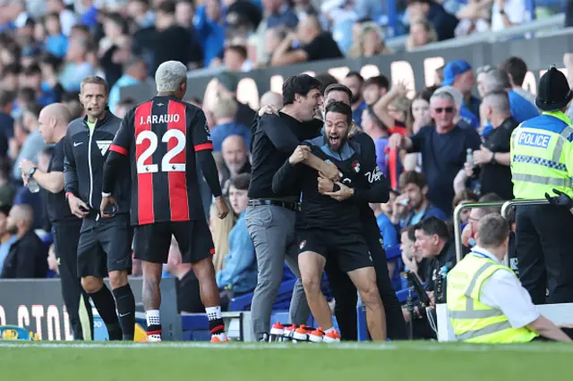 Andoni Iraola celebrating on the touchline