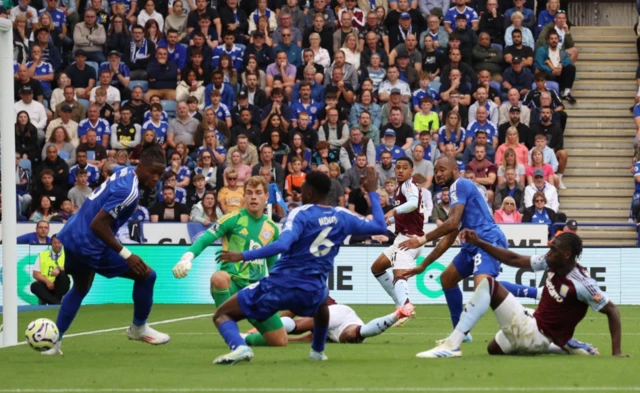 Amadou Onana scores for Aston Villa