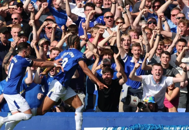 Dominic Calvert-Lewin celebrates