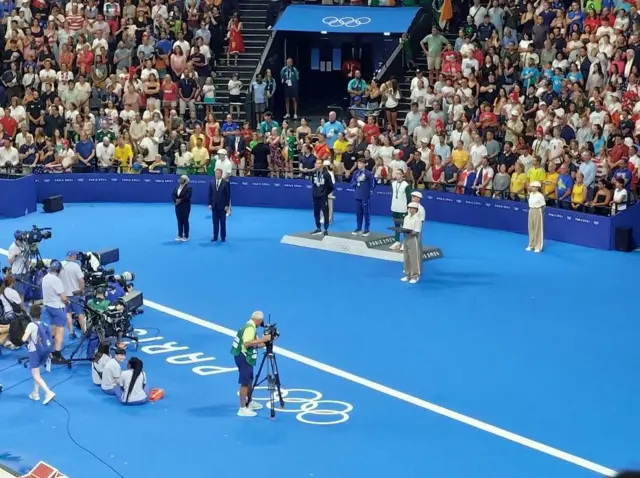 Daniel Wiffen on the Olympics podium