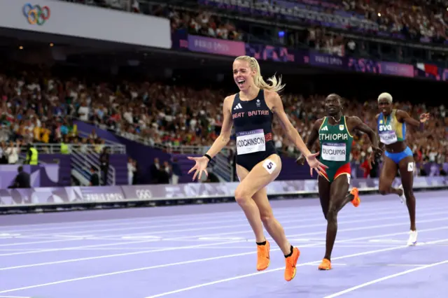 Gold medalist Keely Hodgkinson of Team Great Britain celebrates