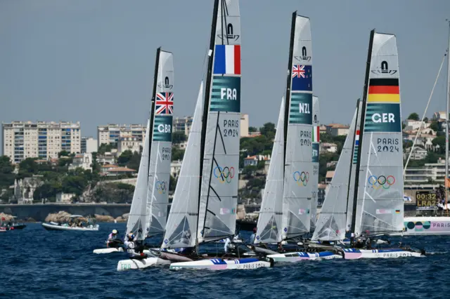 Mixed multihull
