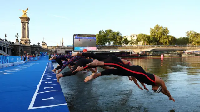 Women's 10km marathon swimming