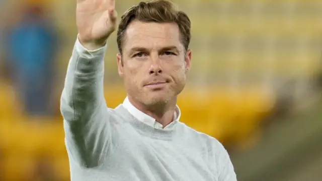 Scott Parker waving