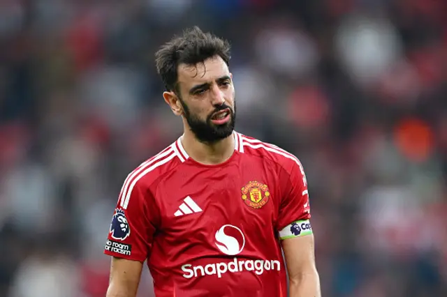 Bruno Fernandes of Manchester United looks dejected