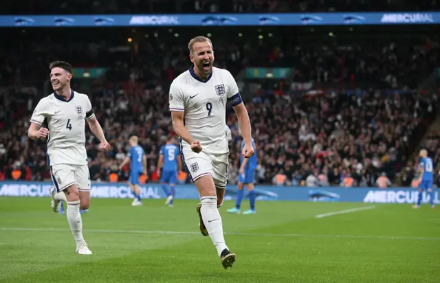 Harry Kane celebrates