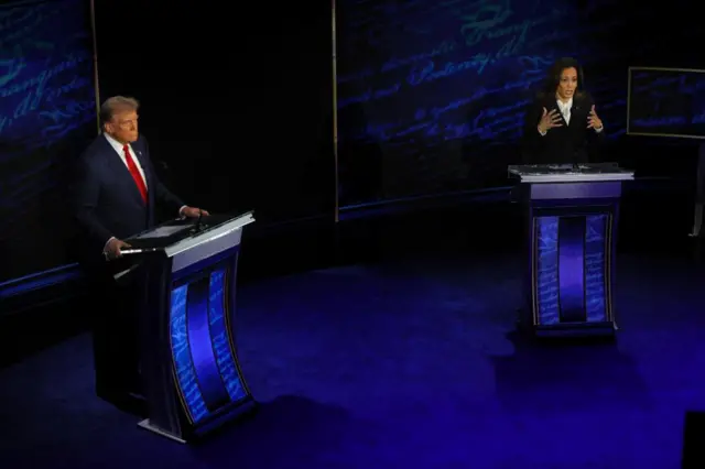 Harris and Trump at podiums