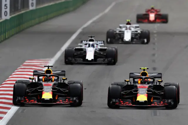 Ricciardo and Verstappen crash out of the GP in 2018