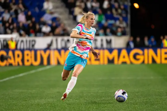 Sofia Jakobsson playing for San Diego Wave