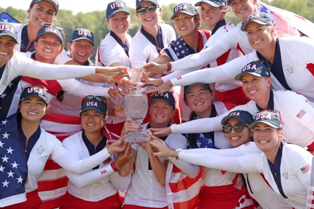 Team USA with the trophy