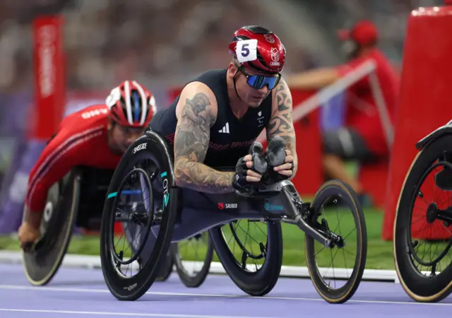 Great Britain's David Weir on the track at the Stade de France