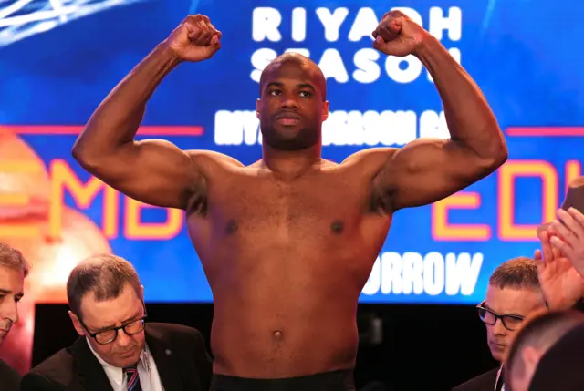 Daniel Dubois weighs in