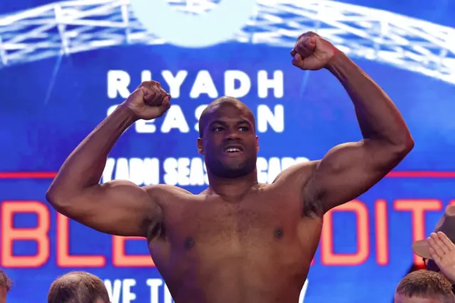 Daniel Dubois weighs in