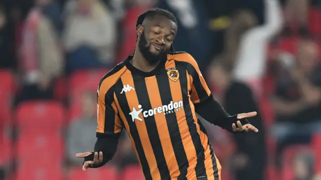 Kasey Palmer celebrates his equaliser for Hull City.