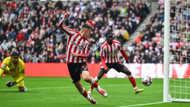 Chris Rigg scores for Sunderland