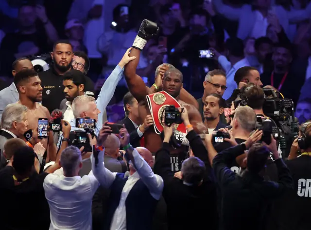 Daniel Dubois celebrates