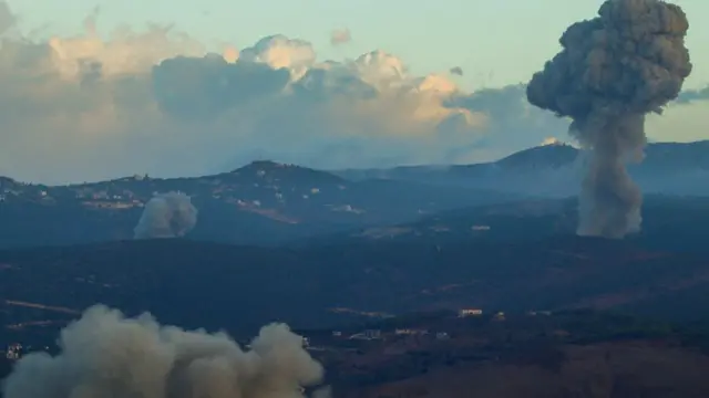 Smoke billows from the site of Israeli airstrikes in Aramti, near the Lebanon-Israel border, on September 23, 2024.