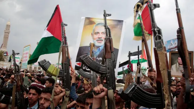 Houthis in Yemen hold protest over the killing of Hamas leader Ismail Haniyeh (02/08/24)