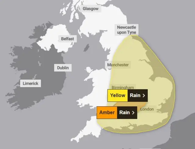 Graphic showing the areas of England covered by amber and yellow weather warnings.