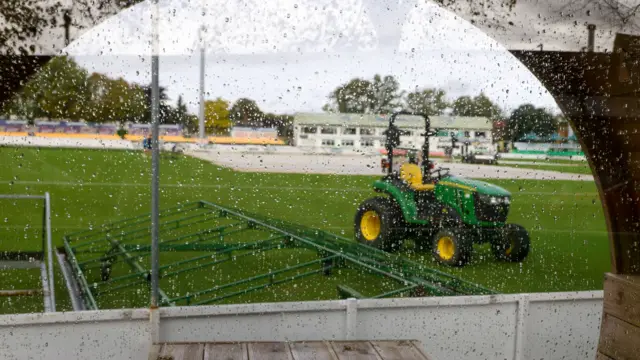 Rain at Leicestershire