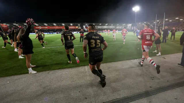 Salford take on Leigh