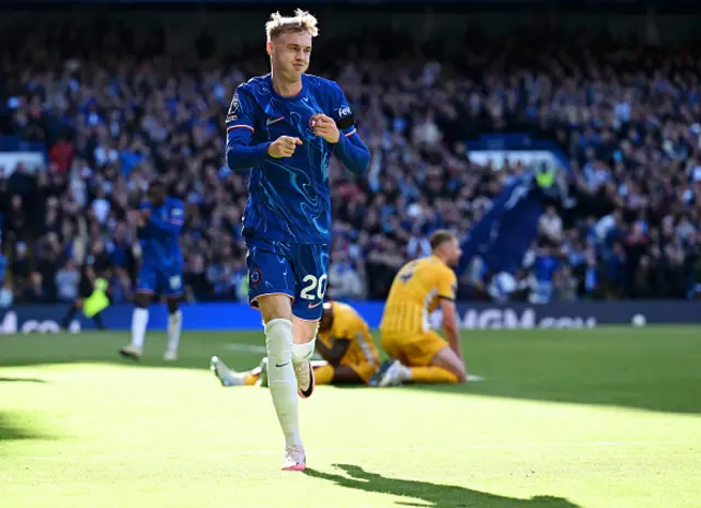 Cole Palmer of Chelsea celebrates