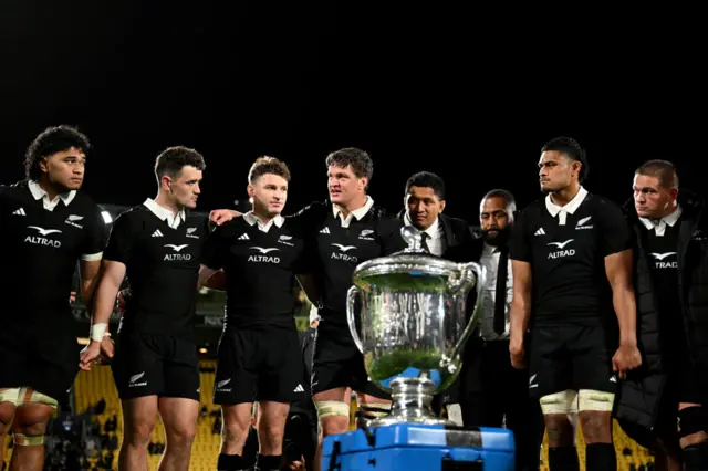 All Blacks with the Bledisloe Cup