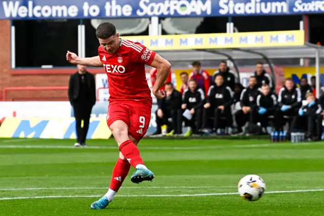 Kevin Nisbet fires Aberdeen in front