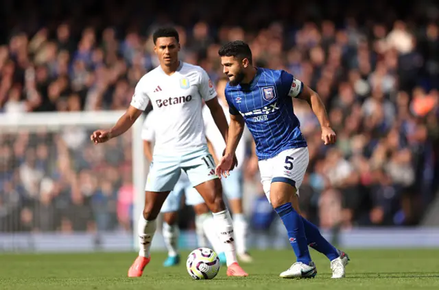 Sam Morsy of Ipswich Town runs with the ball