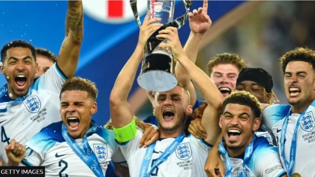 England under 21s lifting the trophy