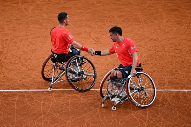 Alfie Hewett and Gordon Reid high-five