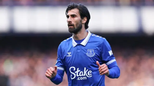 Andre Gomes playing for Everton