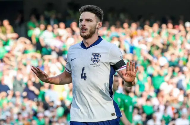 Declan Rice celebrates