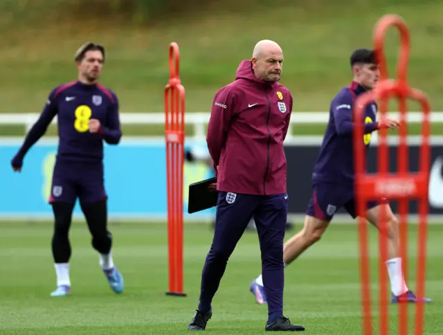 Lee Carsley oversees training