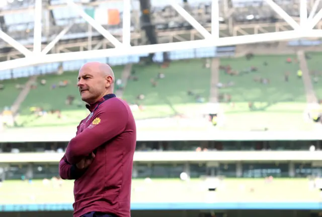 Lee Carsley, Interim Head Coach of England reacts during the warm up, prior to the UEFA Nations League 2024/25 League B Group B2 match between Republic of Ireland and England at Aviva Stadium